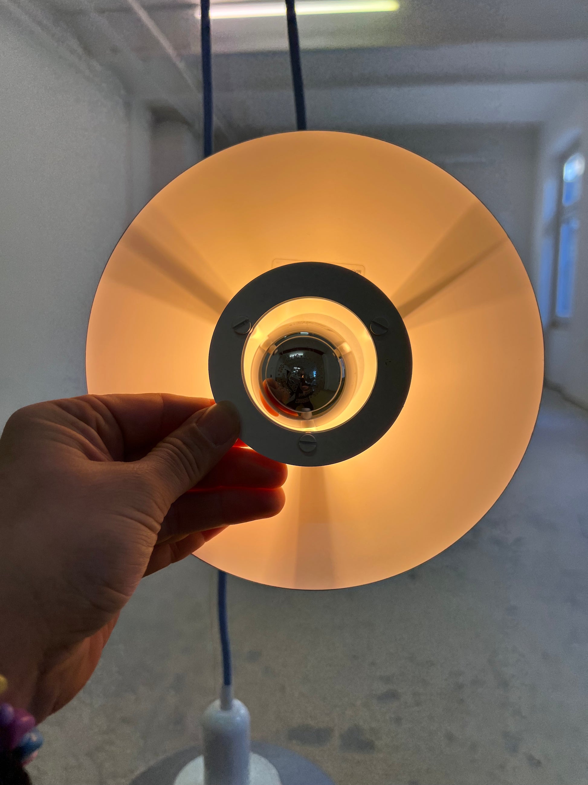 Hängelampe Luna 8021 P silbergrau von JEKA