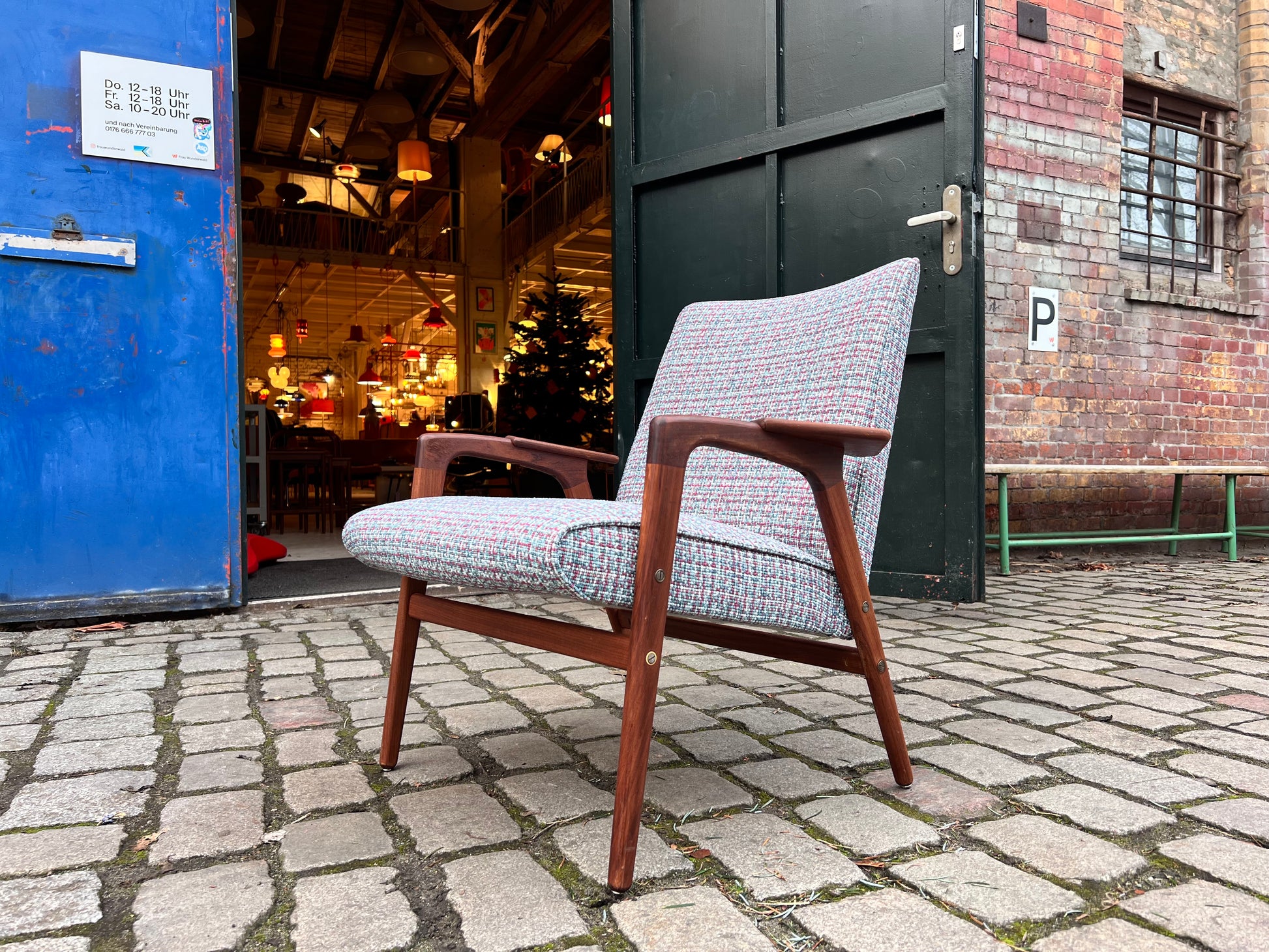 Ruster Lounge Chair neu gepolstert von Yngve Ekström für Swedese