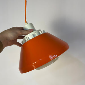 Hängelampe Modell 854 orange Kunststoff von Lyskær Belysning