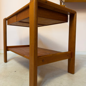 Beistelltisch Teak mit Schubladen & Ablage aus Dänemark