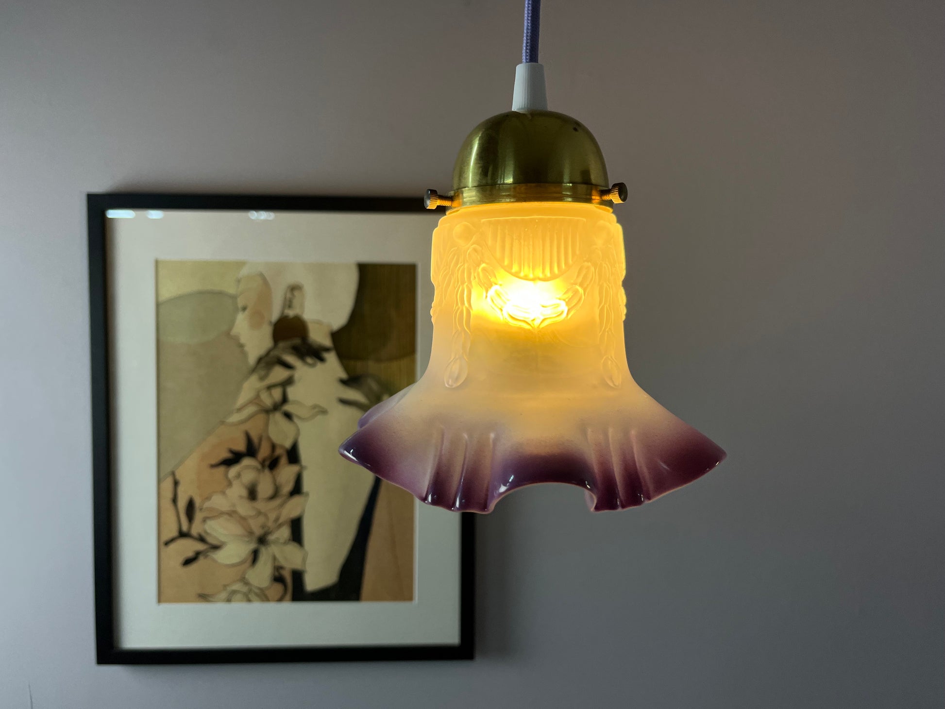 Hängelampe Blume lila Glas Messing