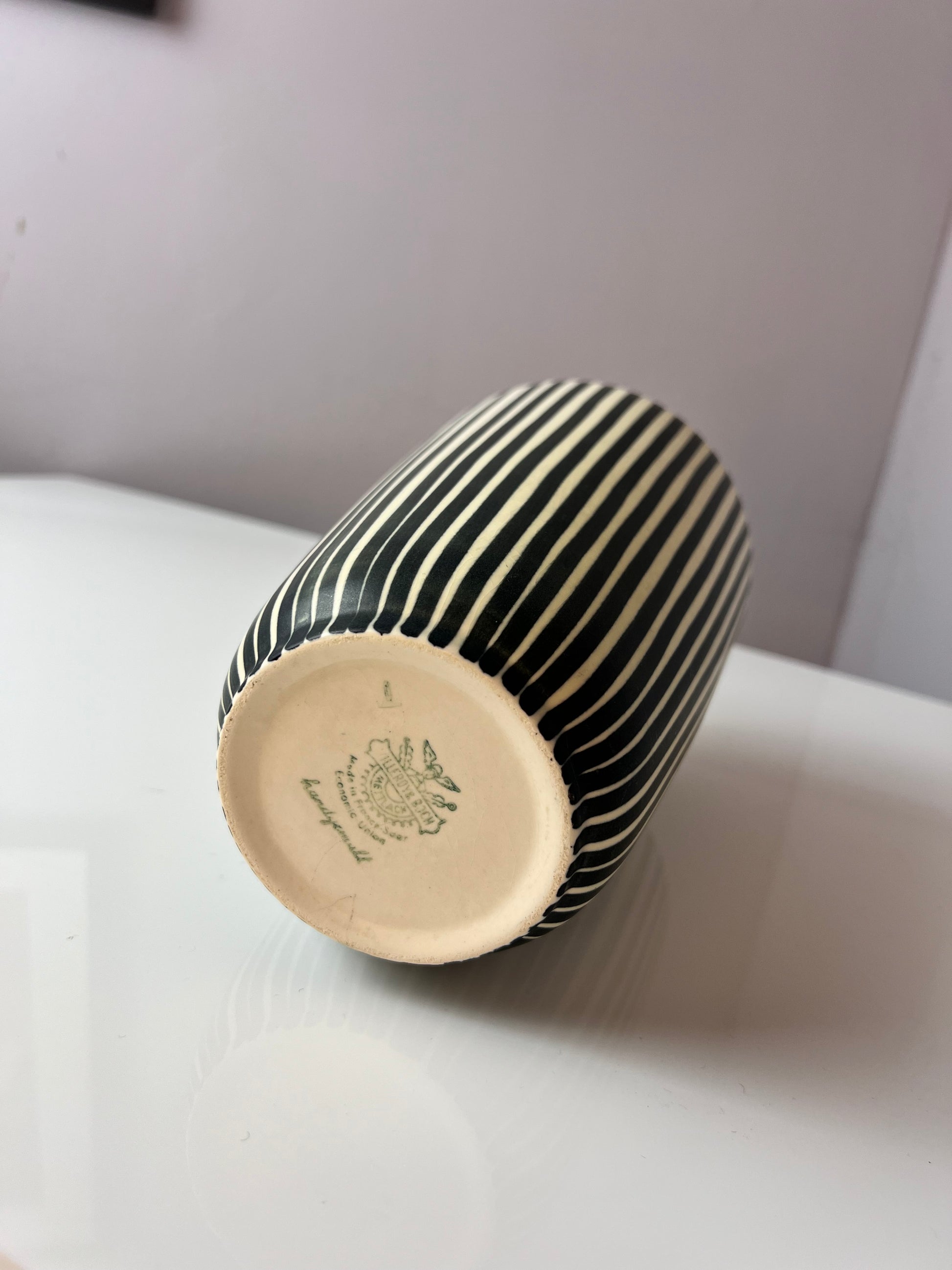 Handbemalte Vase creme schwarz von Maria Köhler für Villeroy & Boch