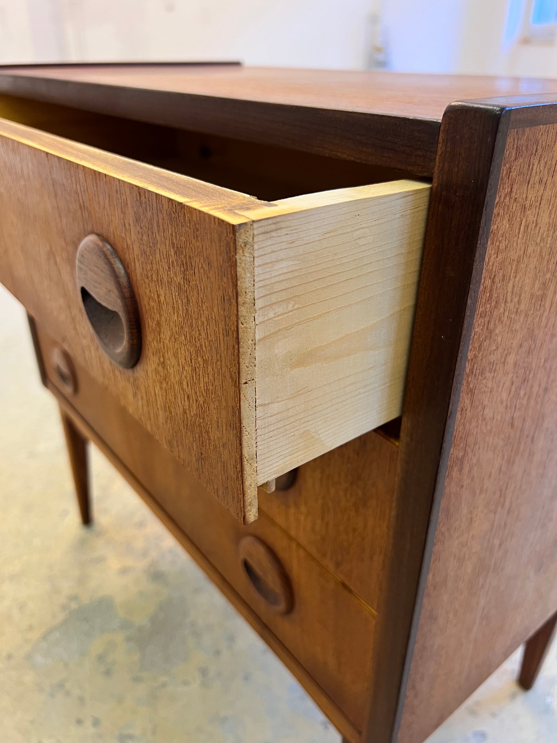 Kleine Kommode Teak aus Dänemark