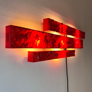 Wandlampe rot von Uwe Mersch