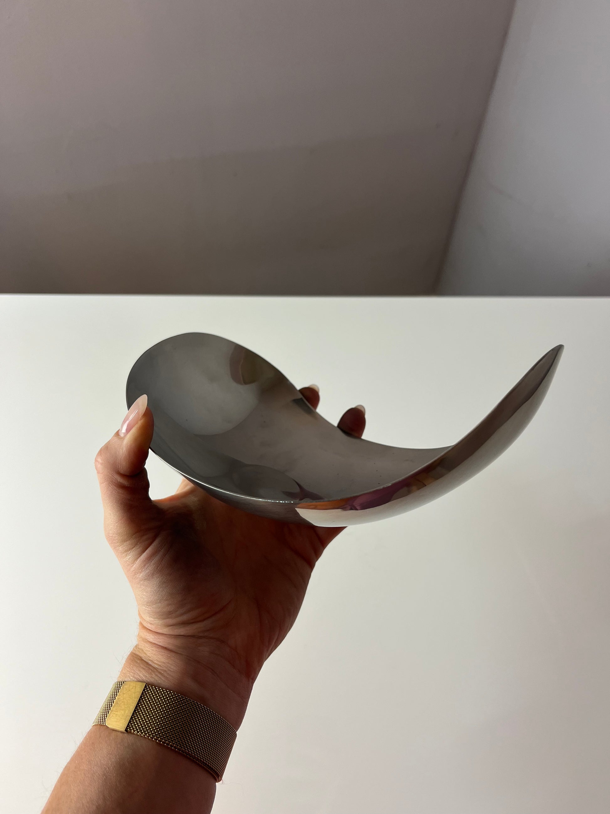 Servierschalen Leaf groß von Helle Damkjær für Georg Jensen