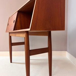 Kommode No. 31 Teak von Aksel Kjersgaard