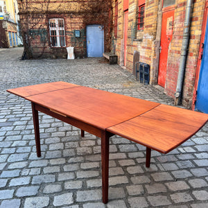 Ausziehbarer Esstisch Teak aus Dänemark