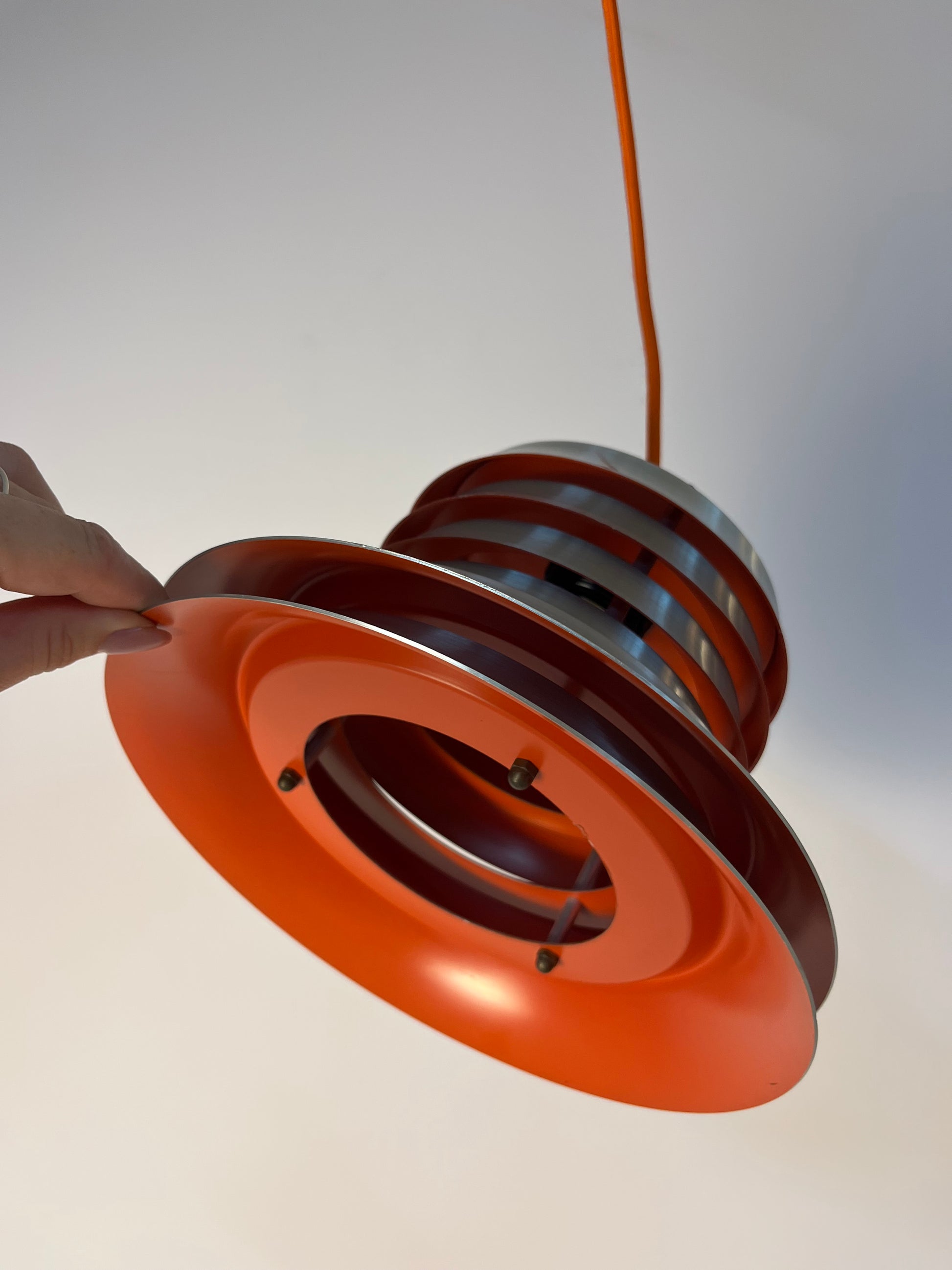 Lamellenlampe silber orange von Carl Thore für Granhaga