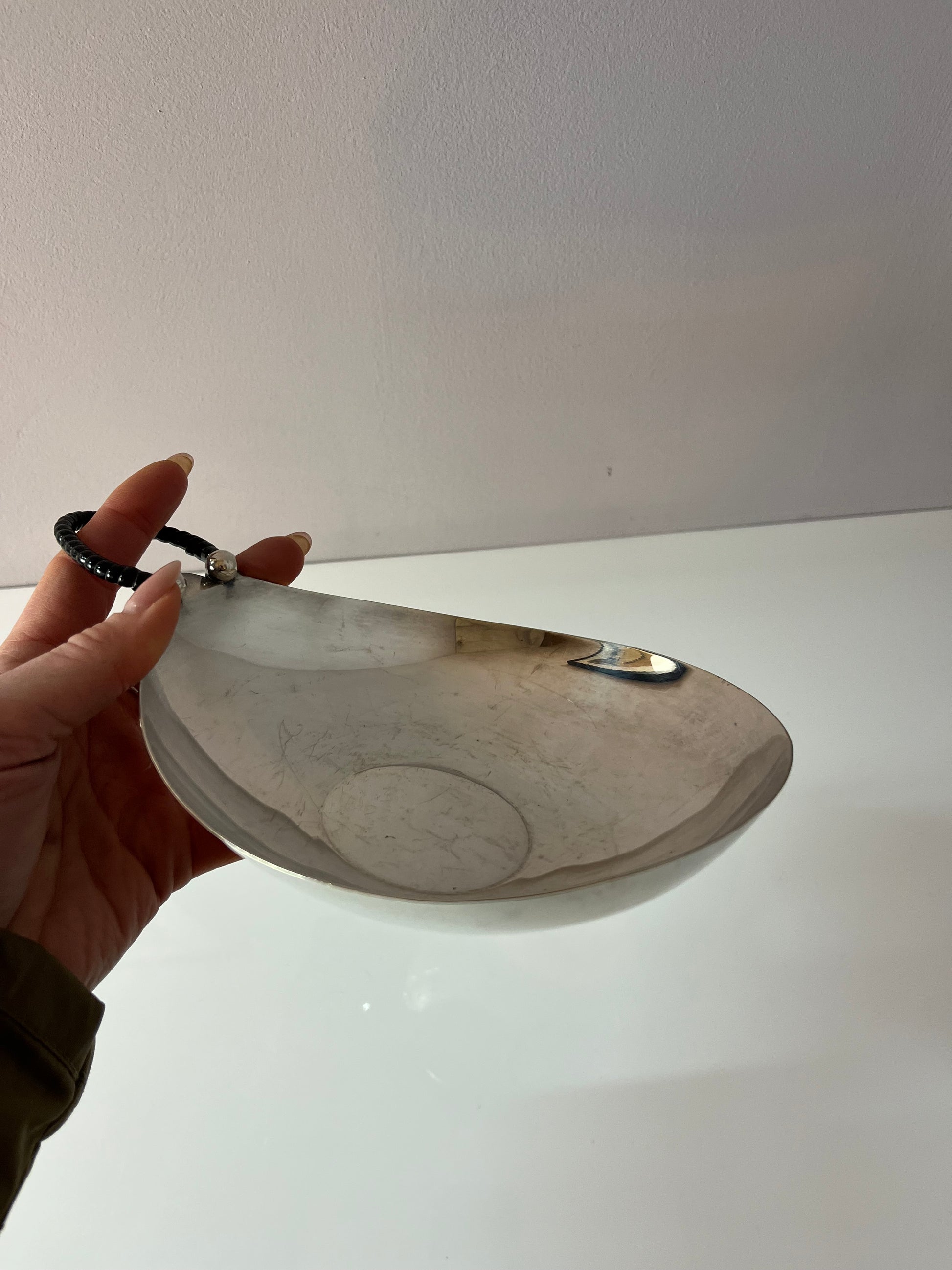 Schale mit Griff versilbert