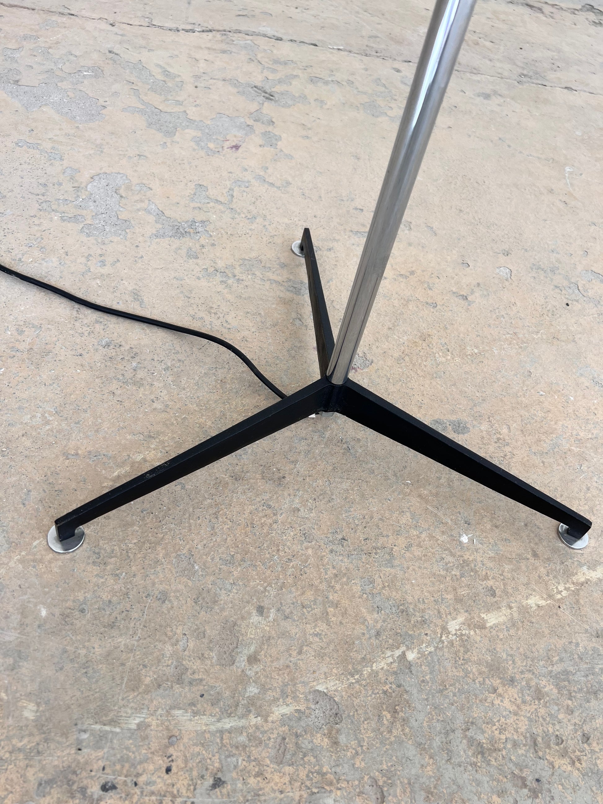 Stehlampe Chrom mit Stoff-Schirm von STAFF