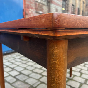 Esstisch Teak & Eiche ausziehbar aus Dänemark