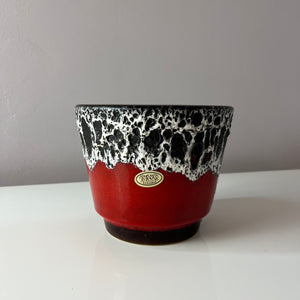 Blumentopf Fat Lava rot weiß von Jopeko Keramik