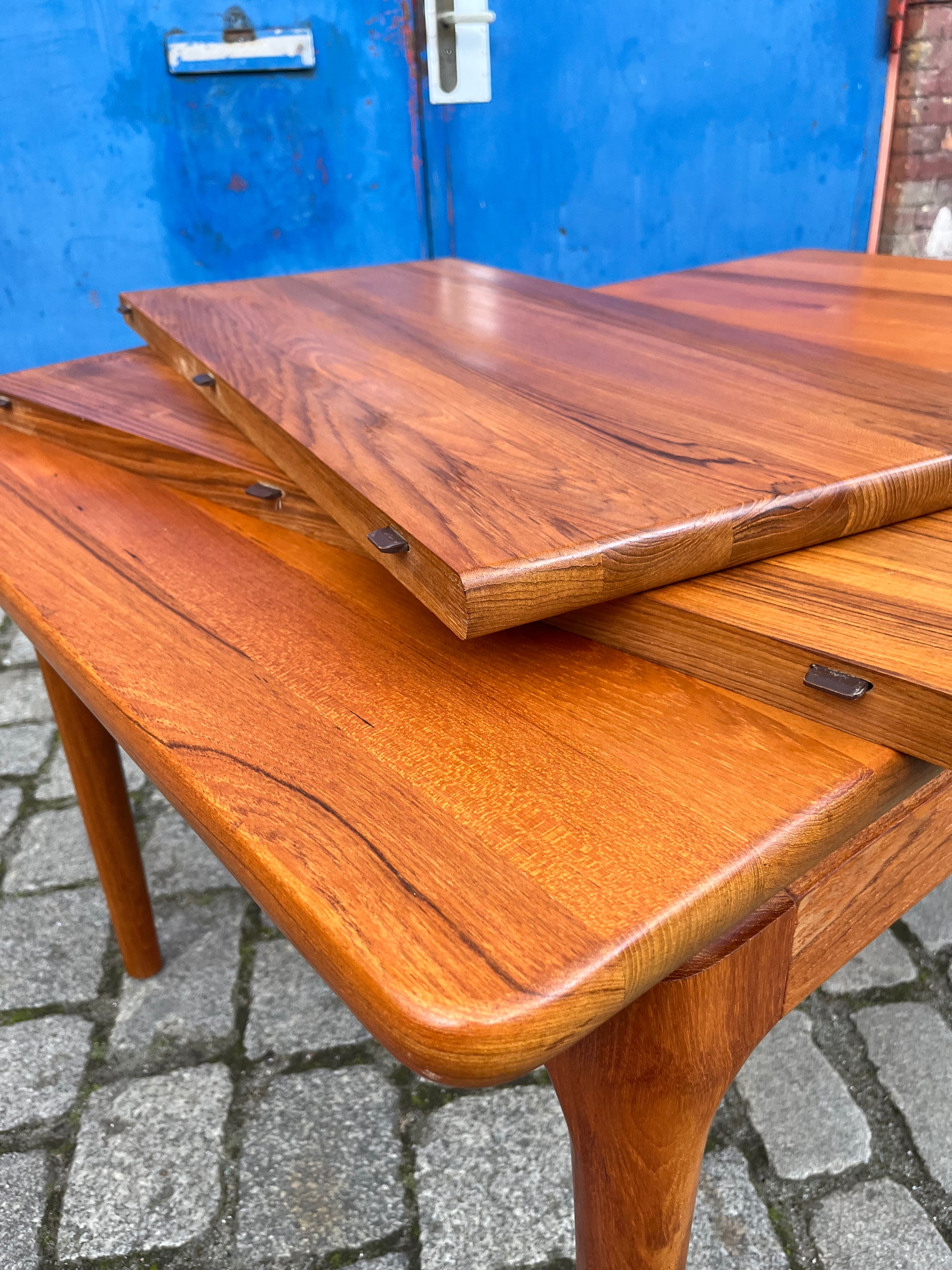 Esstisch Teak ausziehbar von Glostrup Vollholz