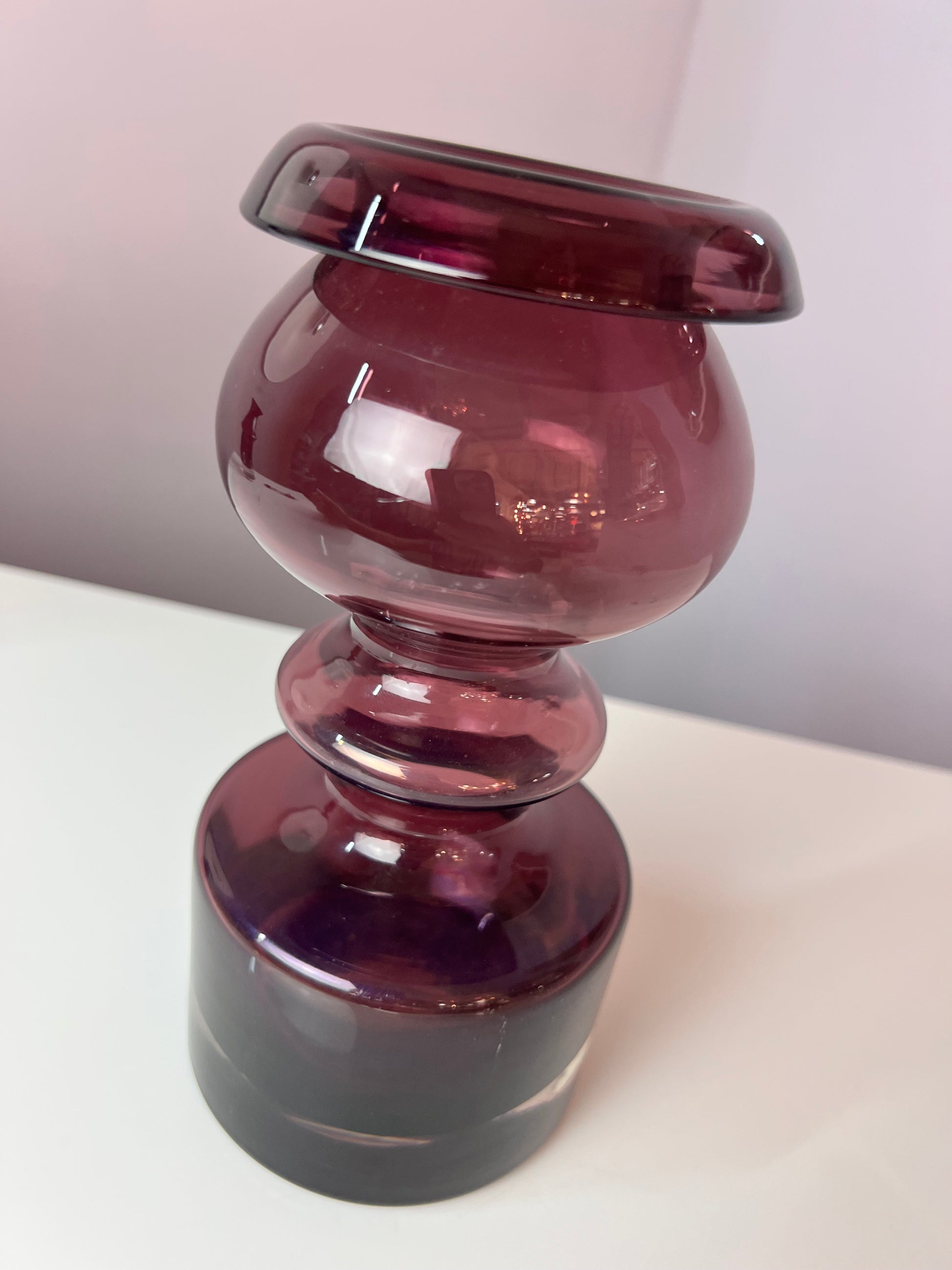 Antik Vase Pompadour weinrot von Nanny Still für Riihimäen Lasi