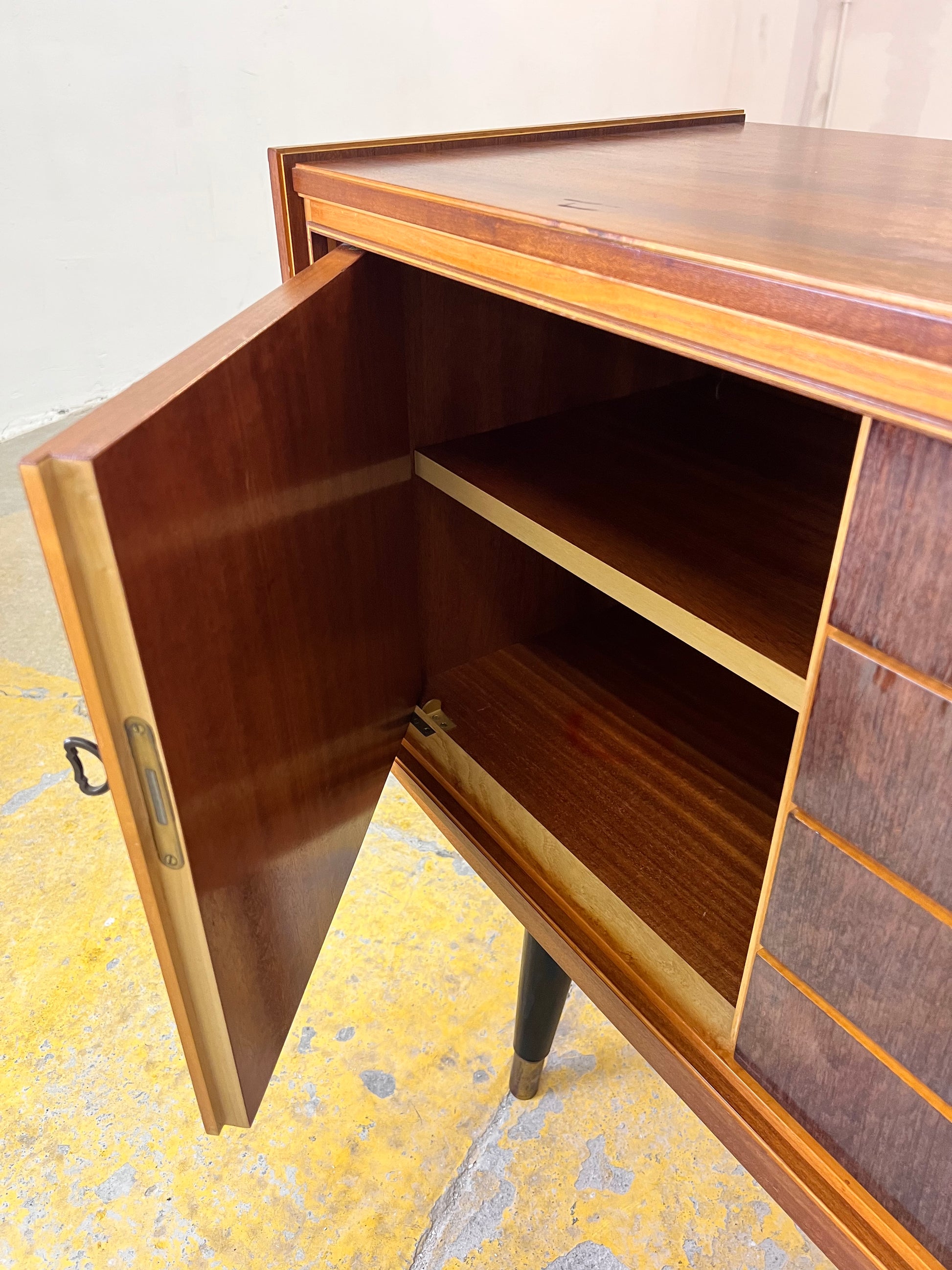 Kleines Sideboard Holz aus der DDR