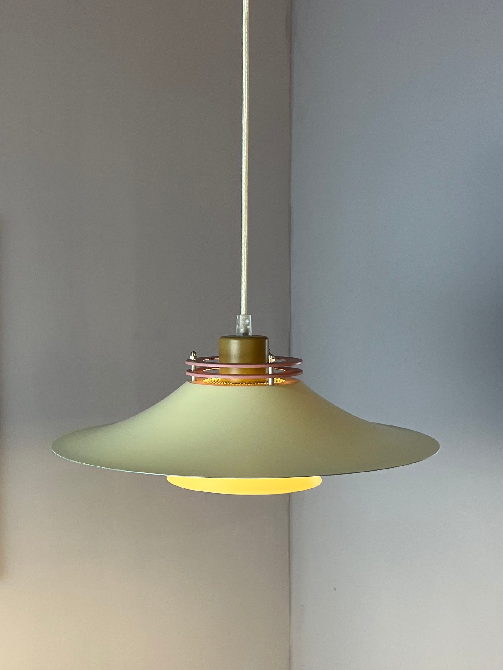 Lamellenlampe neu lackiert creme rosa braun