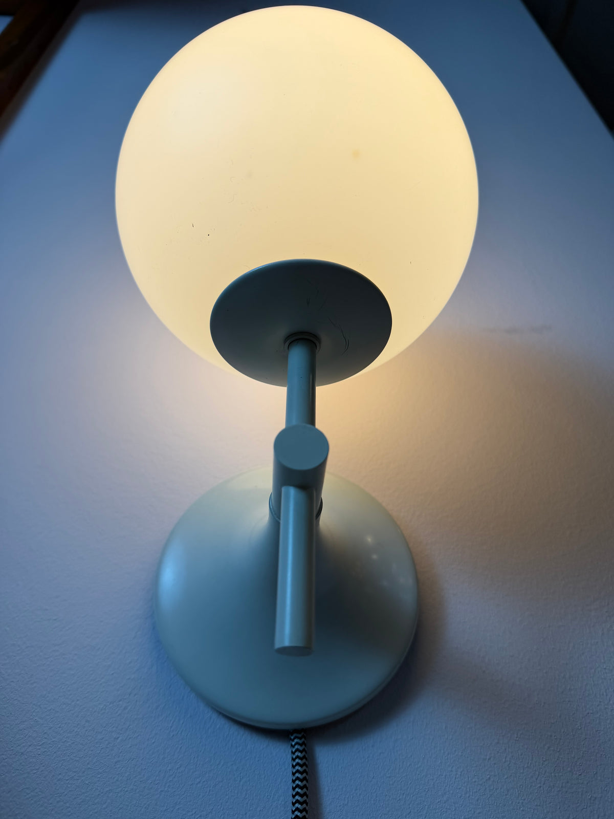 Wandlampe weiß Opalglas von Max Bill für Temde