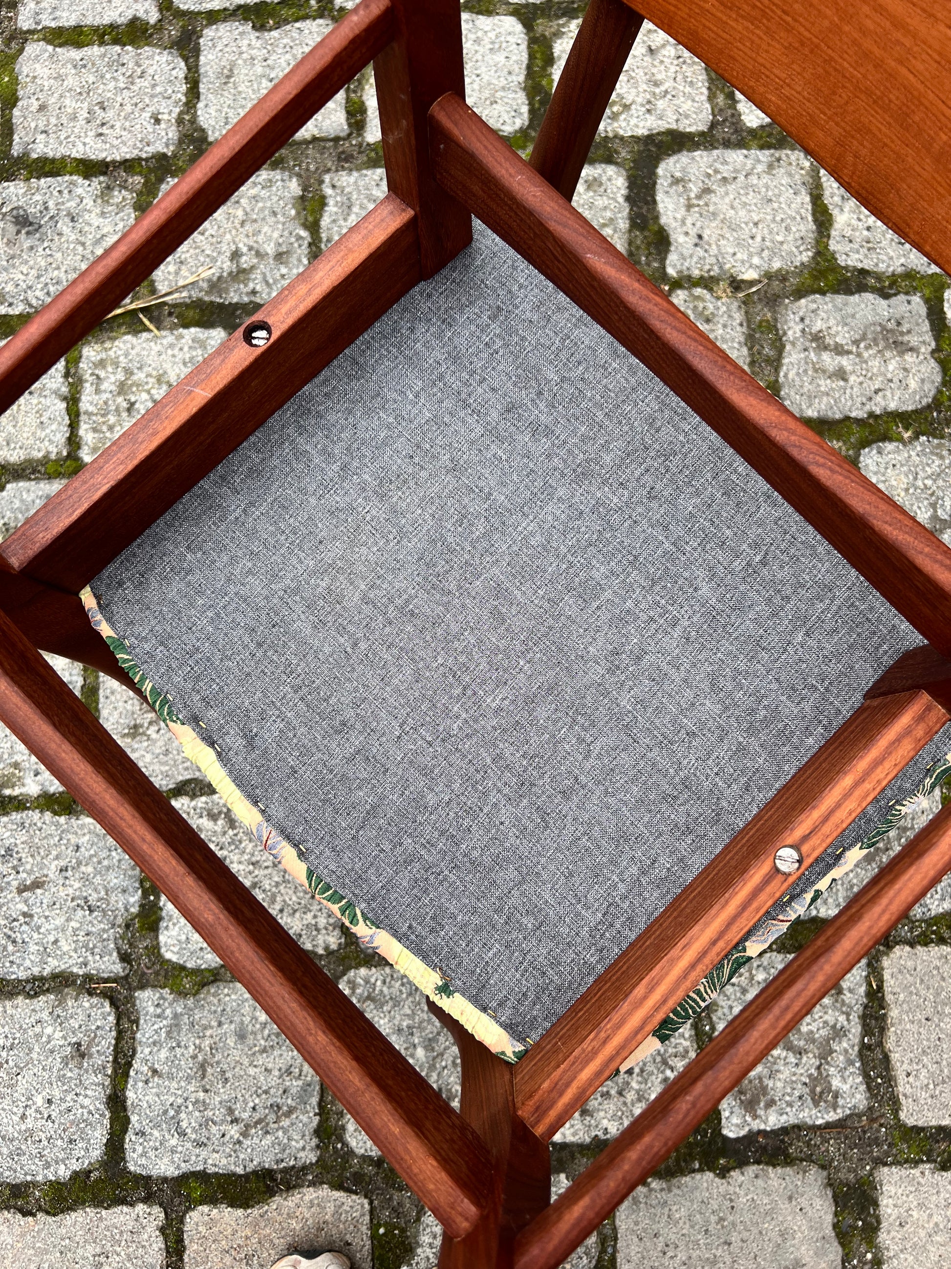 Set: 2x Esszimmerstuhl floral Teak von Farstrup