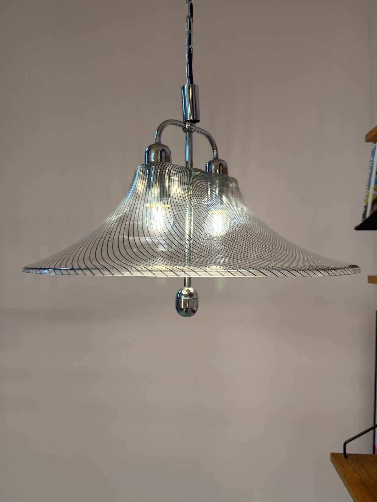 Hängelampe schwarz gestreift Acryl Chrom