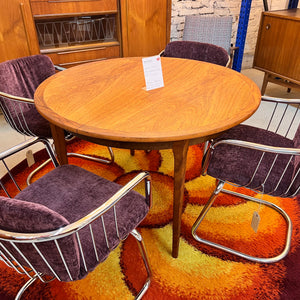 Runder Esstisch Teak mit Butterfly Auszug