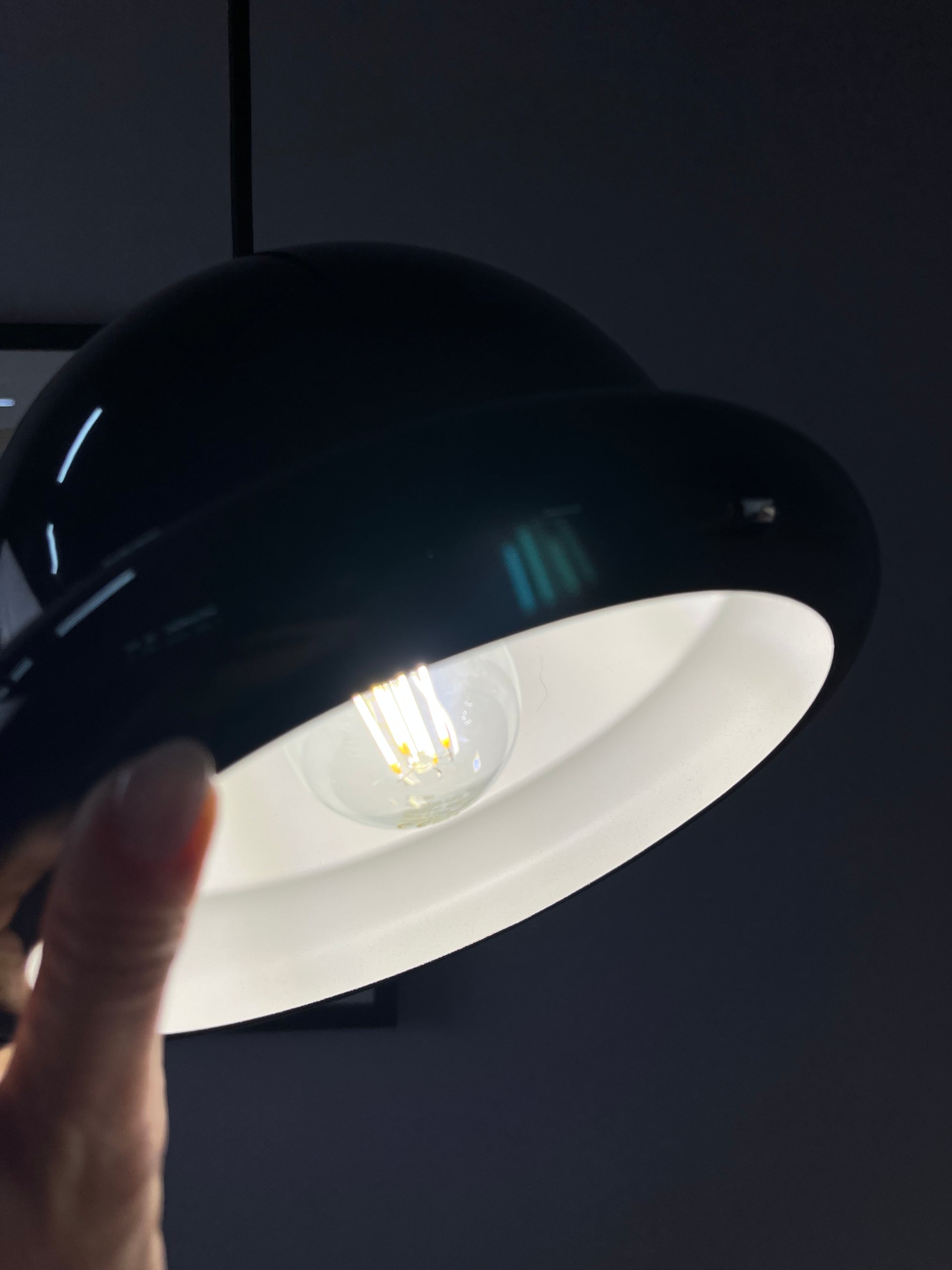 Hängelampe Bowlerhat schwarz