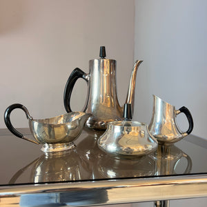 Set: Kanne, Zuckerdose, Milchkännchen & Sauciere Teile EPNS versilbert von Hans Bunde für COHR Denmark