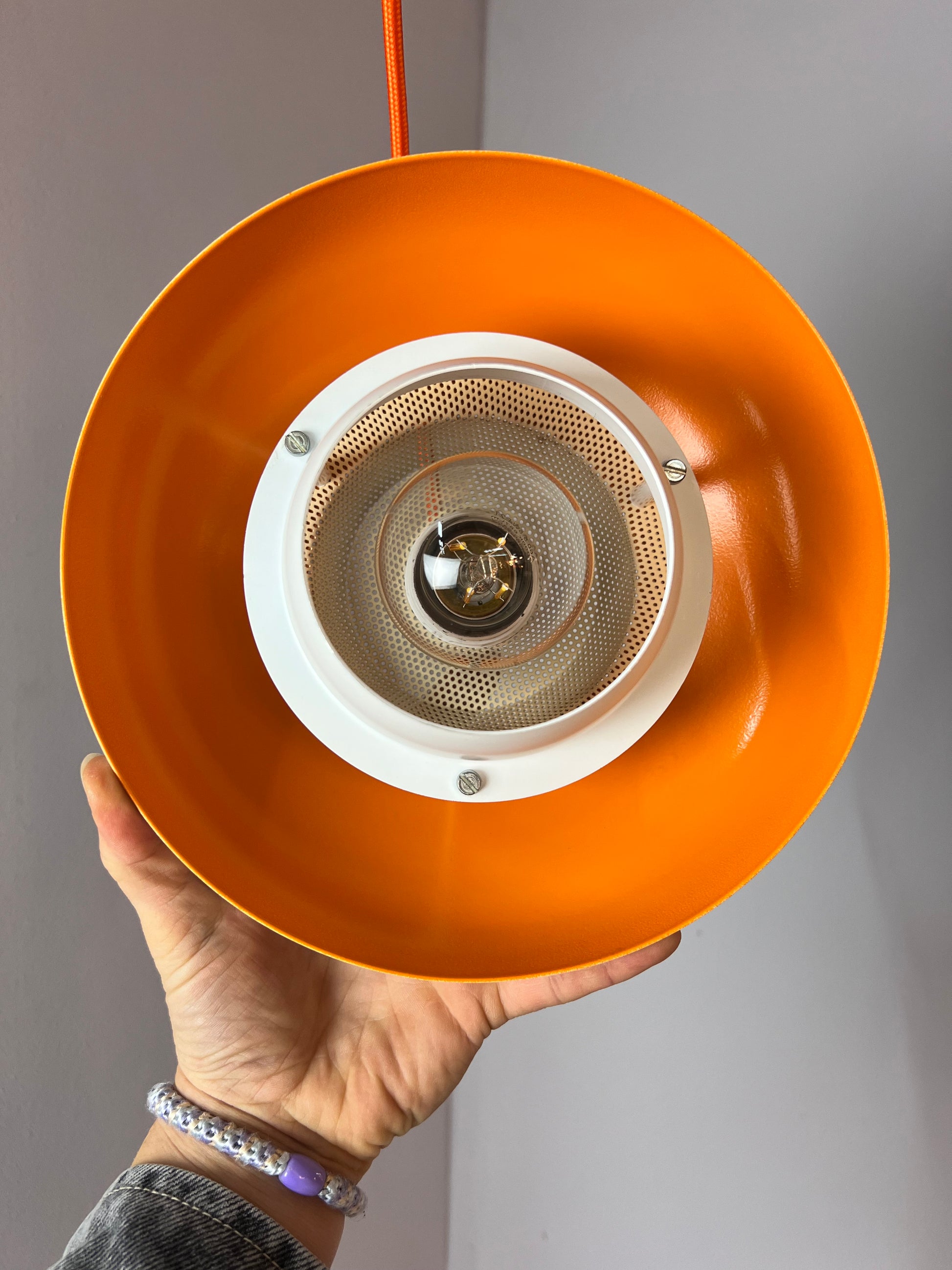 Lamellenlampe neu lackiert weiß orange