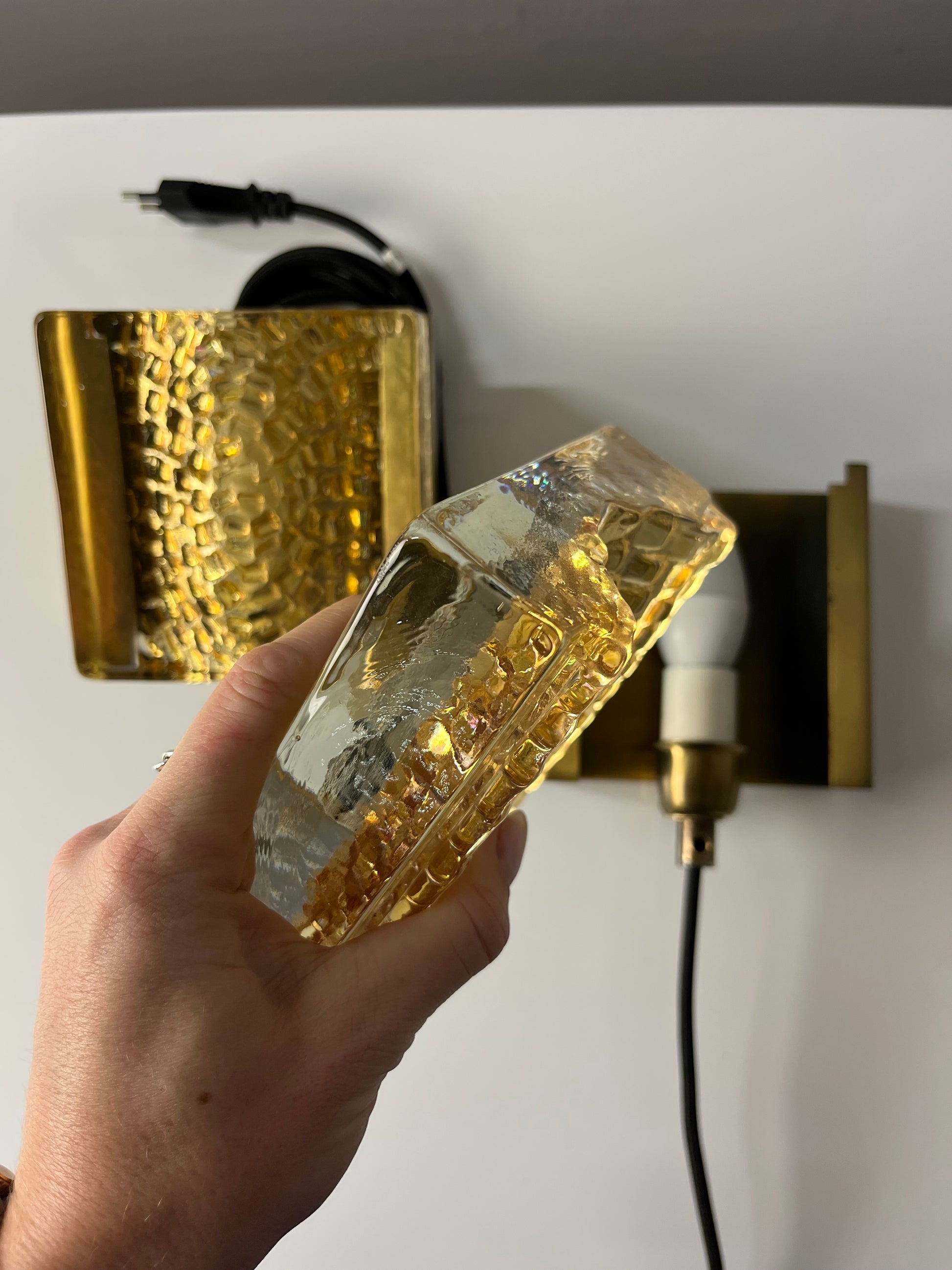 Set: 2x Wandlampe Kalmarlampet 17205 gold Messing Glas von Vitrika