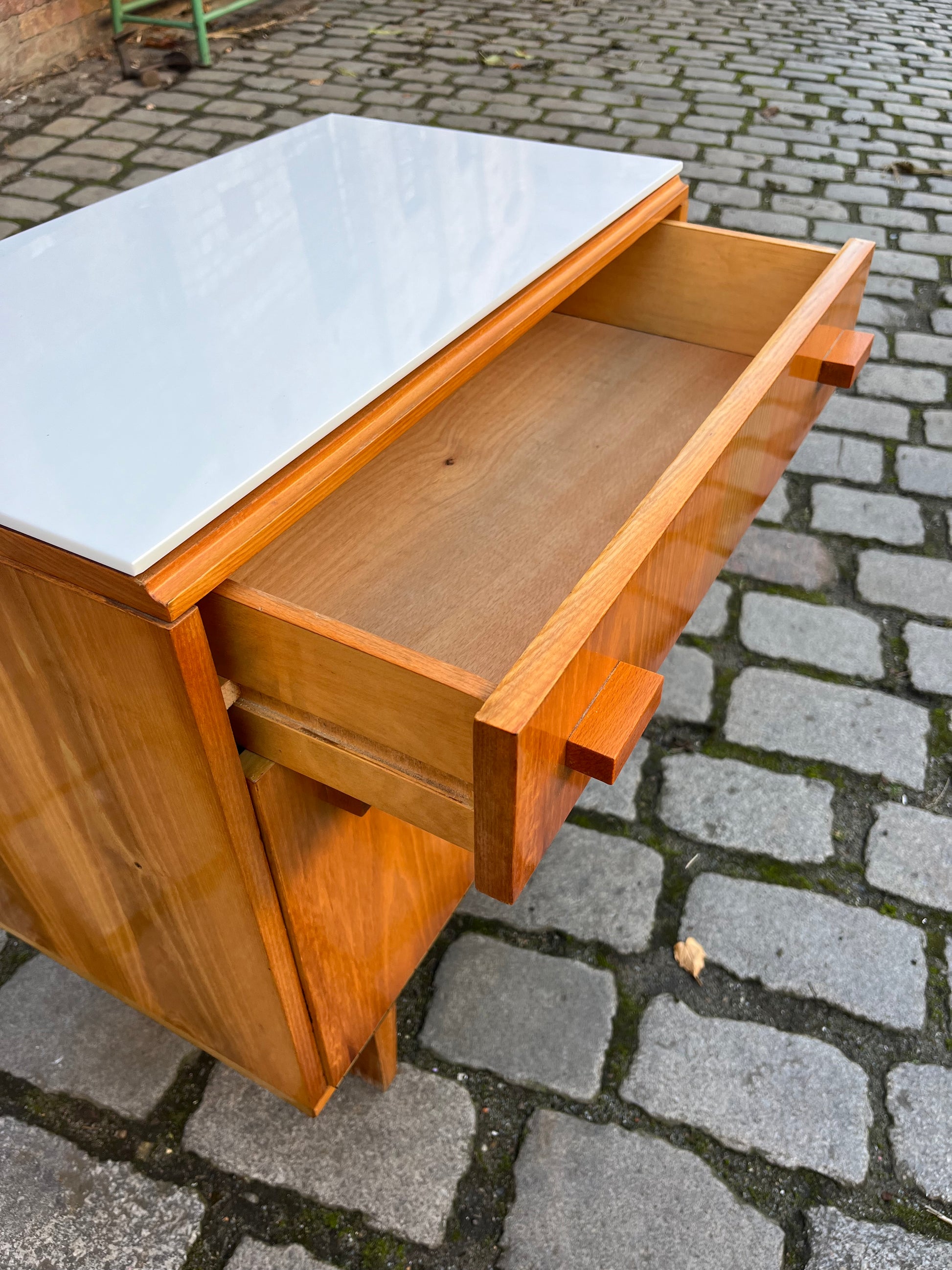 Set: 2 Nachttische von František Mezulánik für Nový Domov