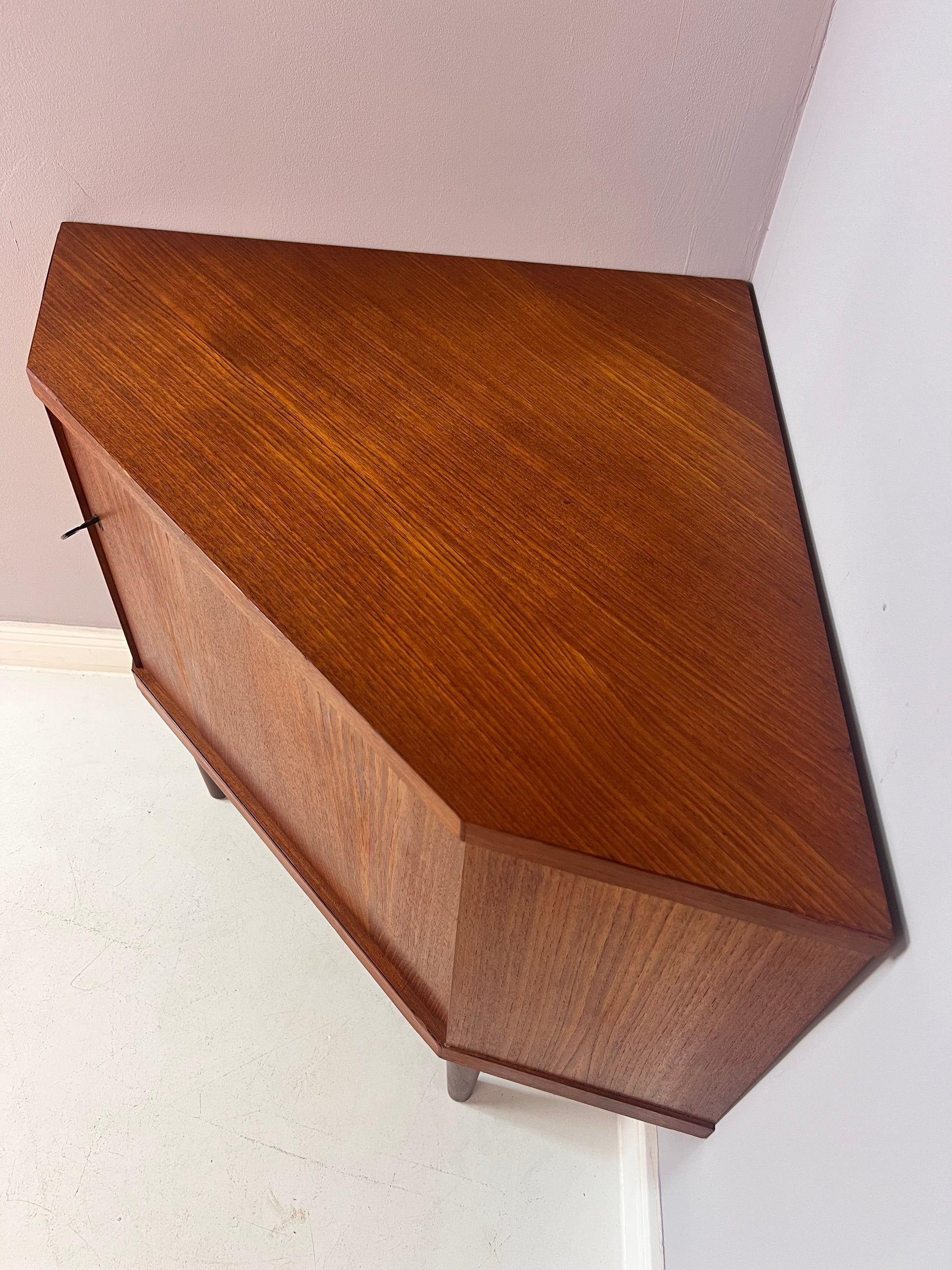 Eckschrank Teak aus Dänemark