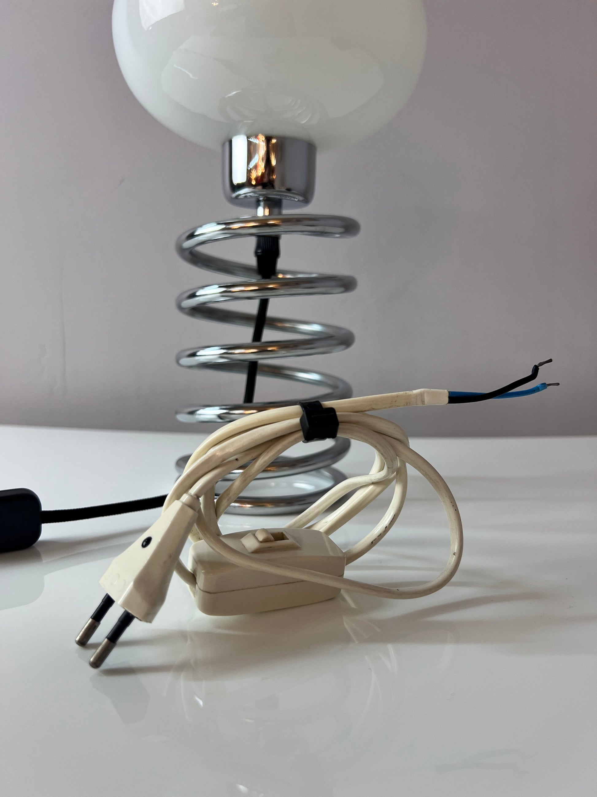 Spiral-Tischlampe Glas & Chrom Ingo Maurer für HONSEL