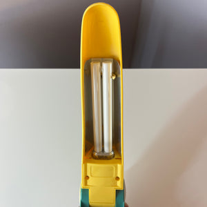 Tischlampe Toucan klein grün gelb von H.T. Huang