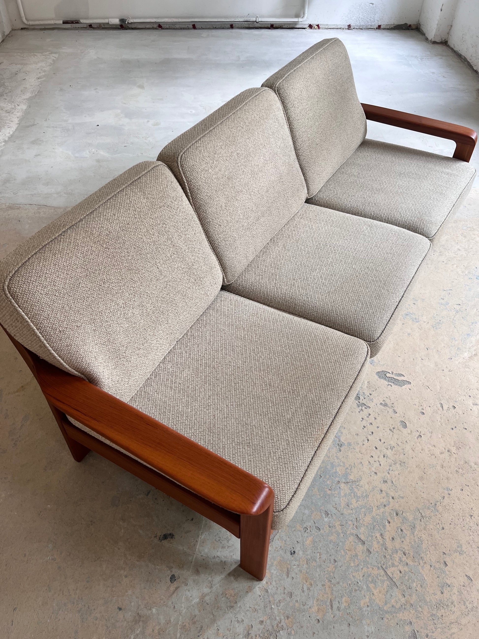 3-Sitzer Sofa Teak & Wolle aus Dänemark