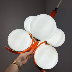 Kronleuchter weiß orange von Richard Essig