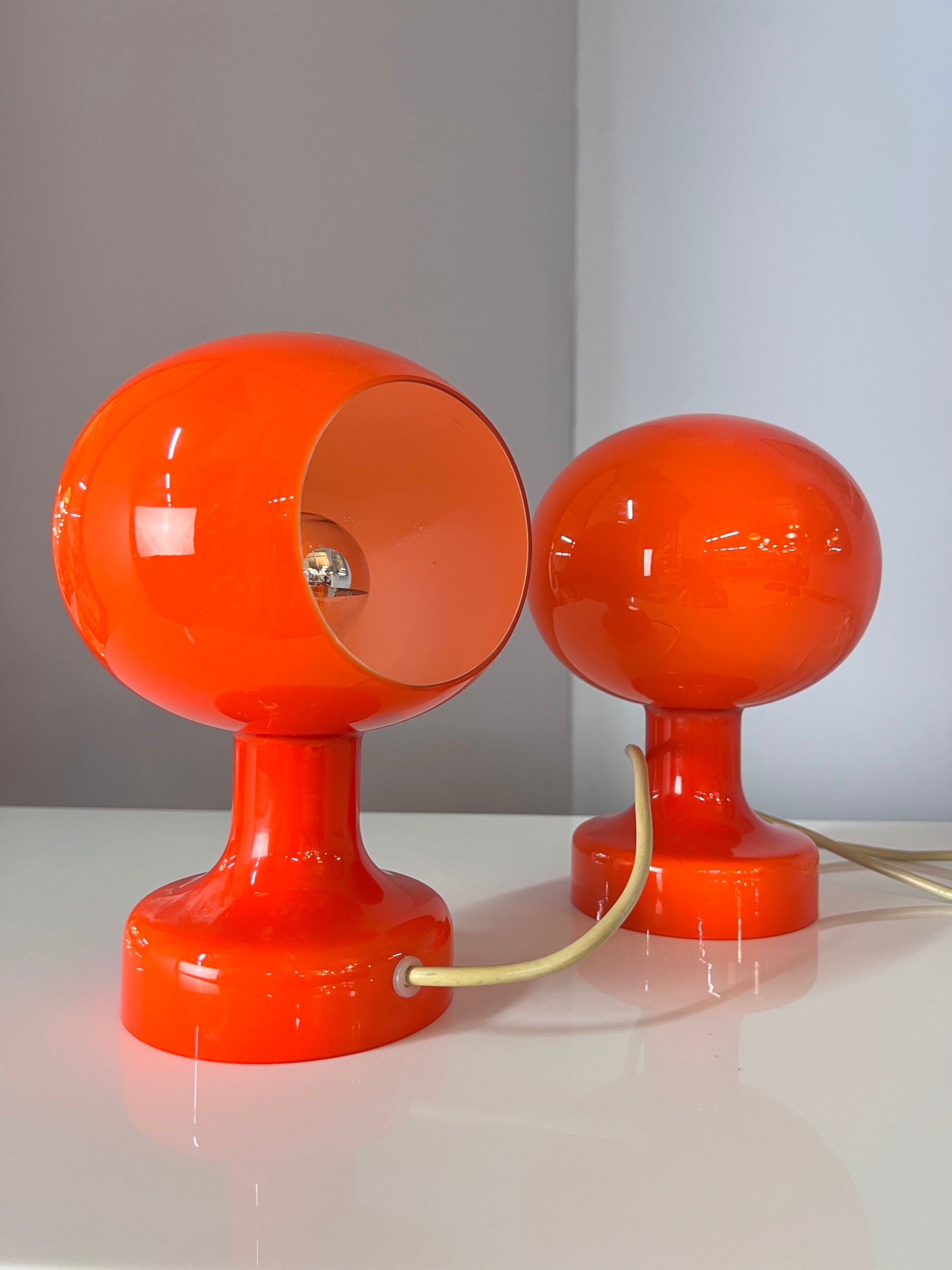 Tischlampe / Wandlampe Astronaut orange von Michael Bang für Holmegaard