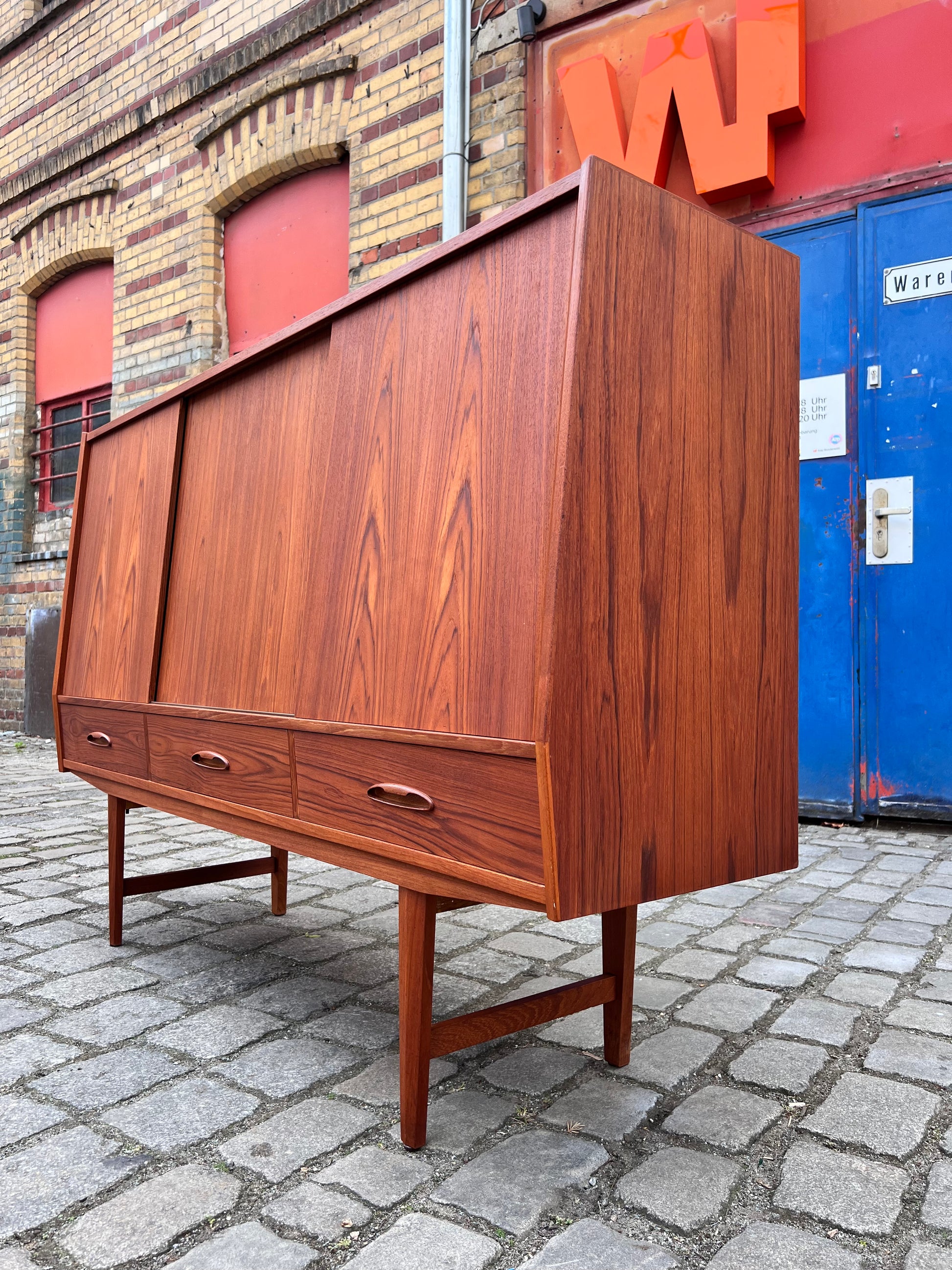 Highboard Teak aus Dänemark