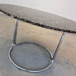 Runder Esstisch Granit Chrom von Giotto Stoppino