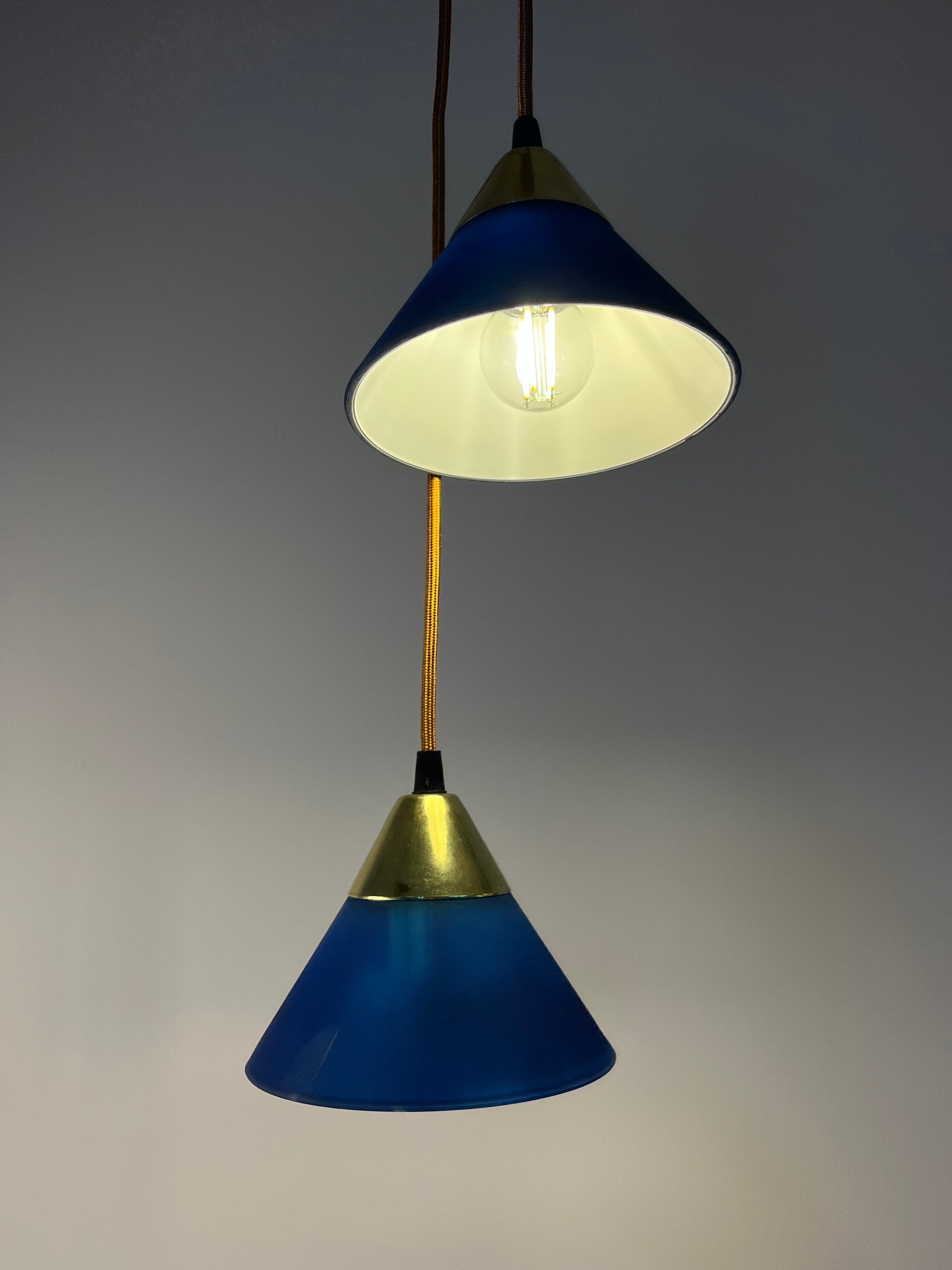 Set: 2x Hängelampe blau Glas Messing