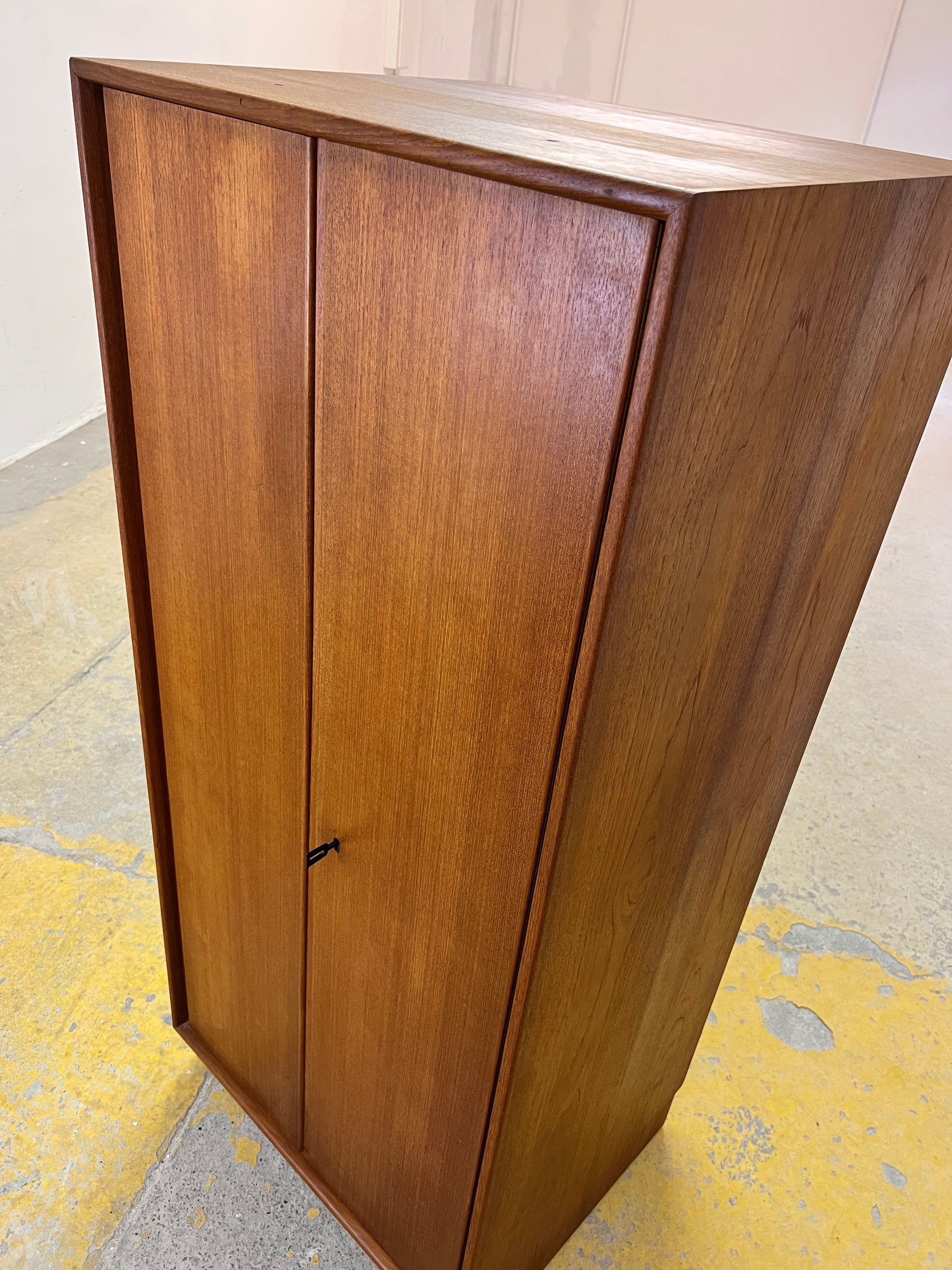 Kleiderschrank Typ 2994 Teak von rt Möbel