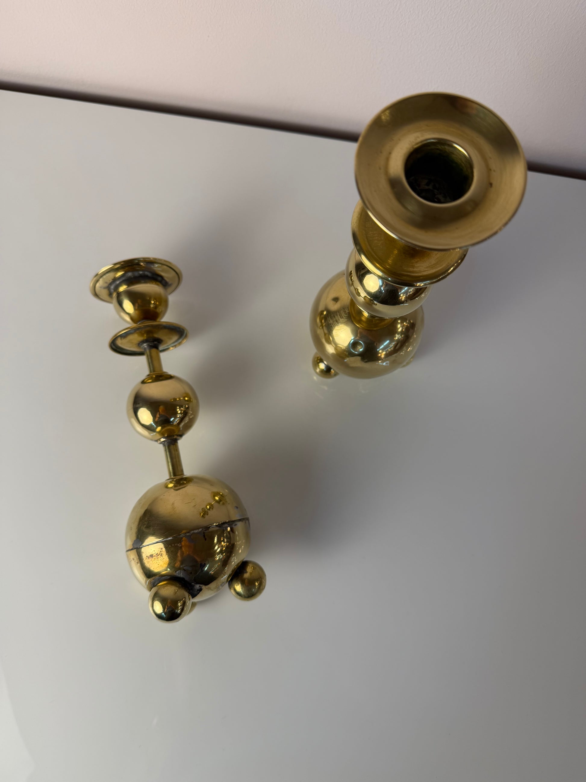 Set: 2x Kugel Kerzenständer Messing aus Dänemark