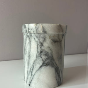 Weinkühler grau weiß Marmor