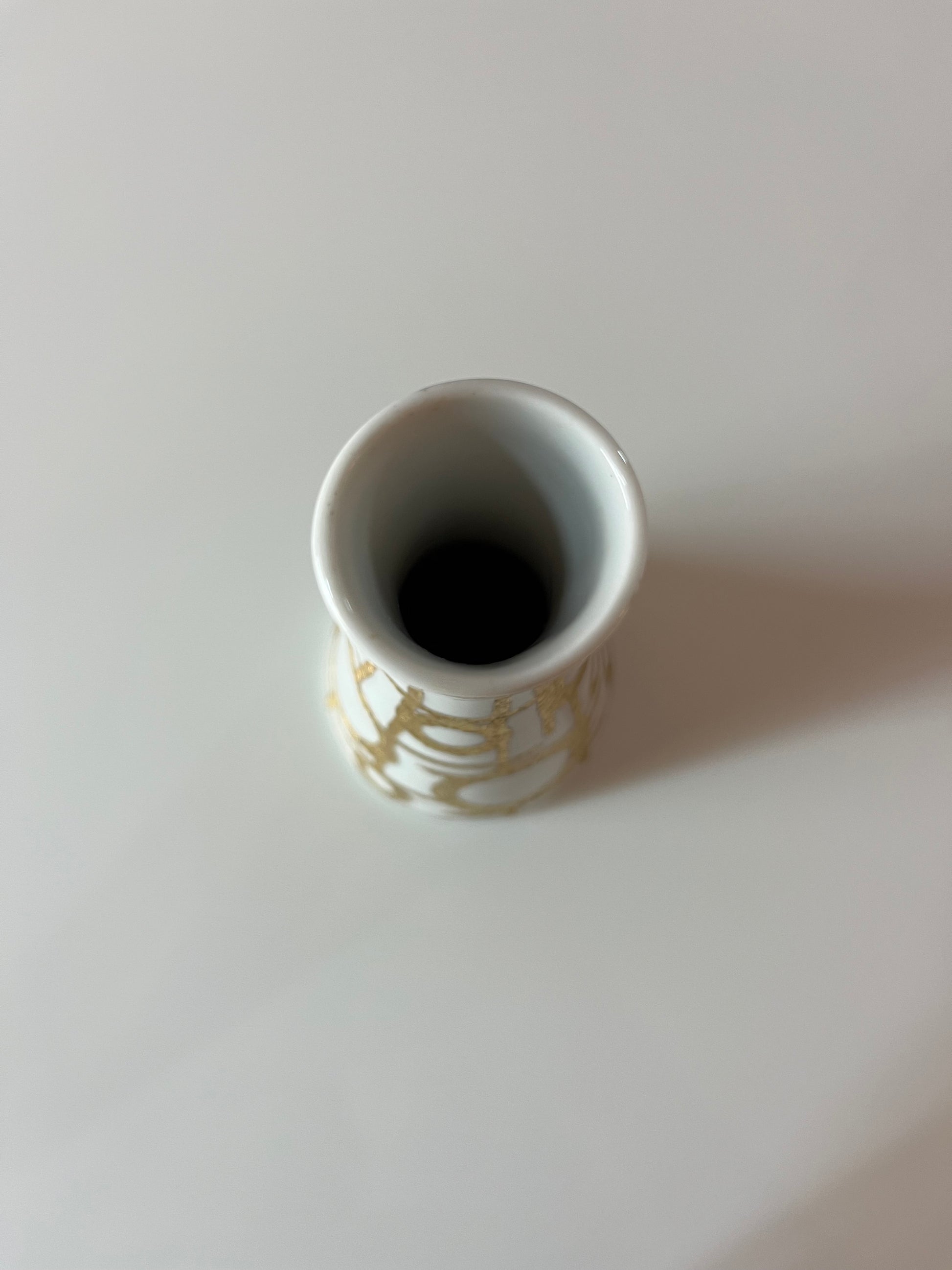 Vase weiß gold von Vera Kristansen für Lilien Porzellan