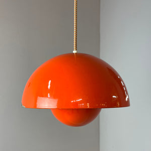 Hängelampe Flowerpot VP1 orange von Verner Panton für Louis Poulsen