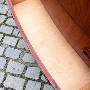 Kommode Teak mit gerundeter Front aus Dänemark
