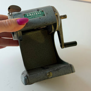 Spitzmaschine / Anspitzer No. 52/25 von A.W. Faber-Castell