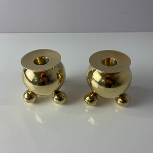 Set: 2x Kugel Kerzenständer Messing von Gusums Bruk