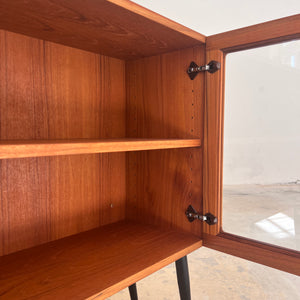 Kleine Vitrine Teak von H. W. Klein für Bramin