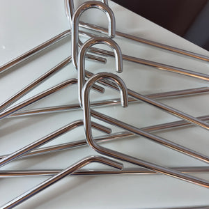 Set: 5x Kleiderbügel Metall 80er