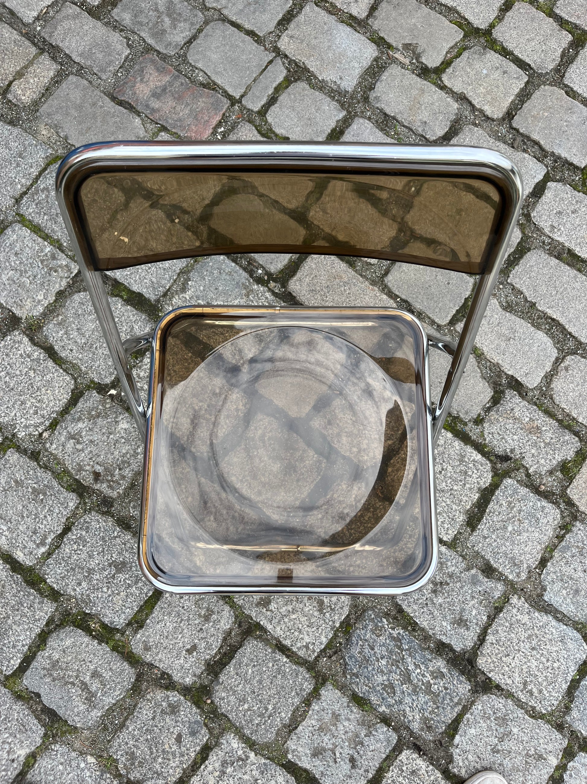Klappstuhl Plia rauchbraun von Giancarlo Piretti Anonima für Castelli