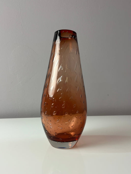 Vase orangebraun mit Einschlüssen